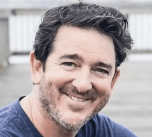 headshot Matt Amberson